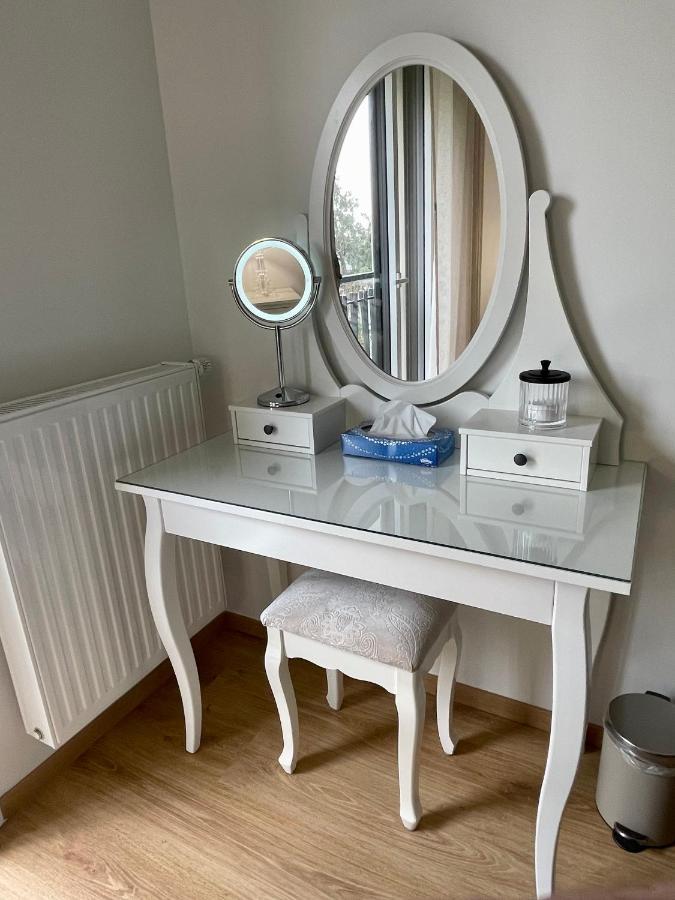 Bella Cruz 66 M2 Prestations Premium, Wifi, Balcon, Parking Avec Borne De Recharge Electrique, Plage Prieure, Commerces Dinard Exterior foto